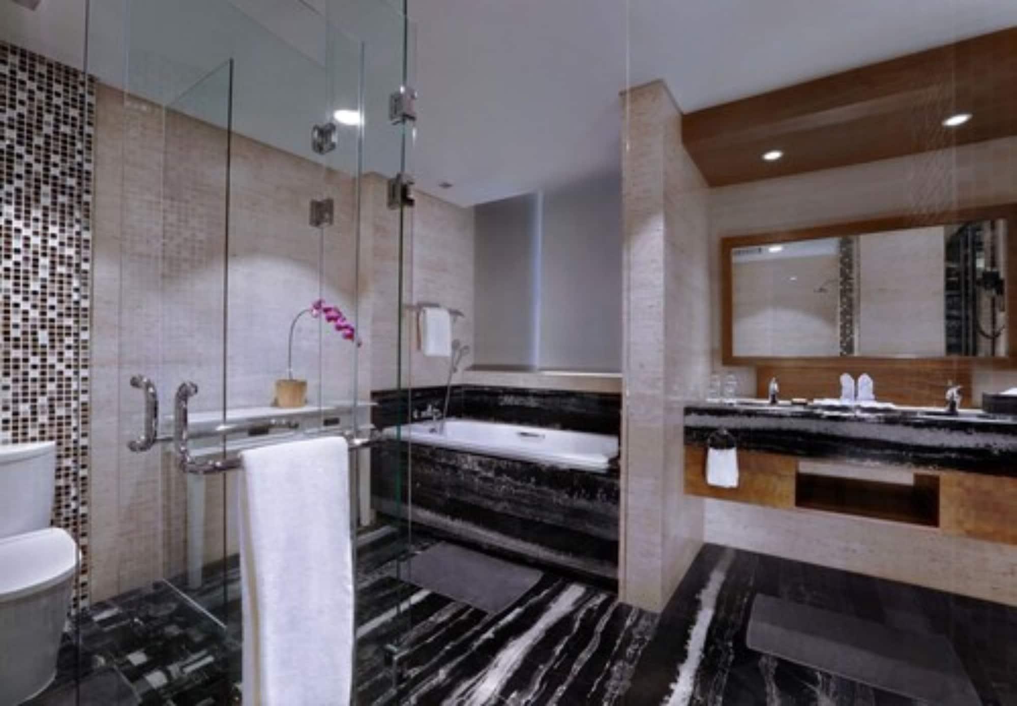 Aston Pasteur Hotel Bandung Eksteriør billede