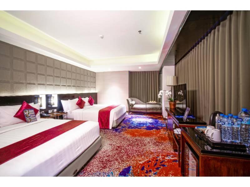 Aston Pasteur Hotel Bandung Eksteriør billede