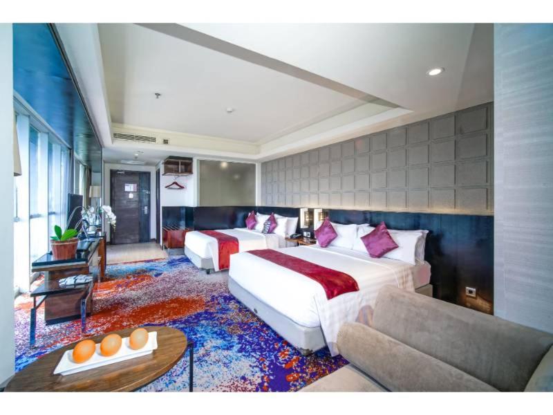 Aston Pasteur Hotel Bandung Eksteriør billede
