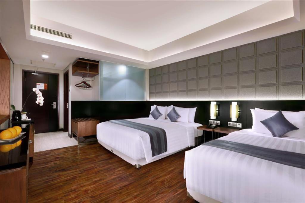 Aston Pasteur Hotel Bandung Eksteriør billede