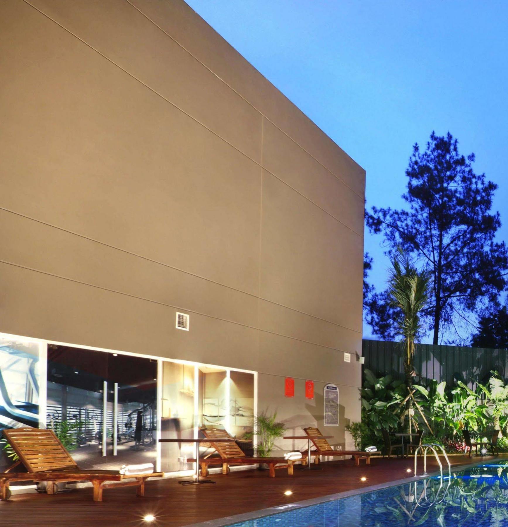 Aston Pasteur Hotel Bandung Eksteriør billede