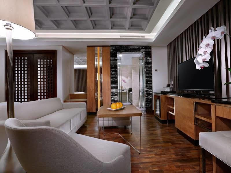Aston Pasteur Hotel Bandung Eksteriør billede