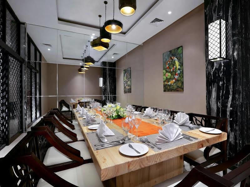 Aston Pasteur Hotel Bandung Eksteriør billede